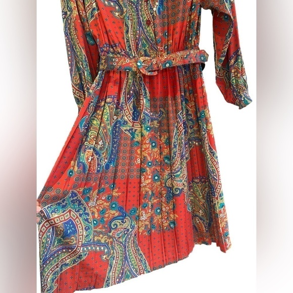 Vintage Graphic Paisley/Floral Pleated Shirt Dress - Picture 4 of 7